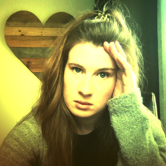 Meet your Posher, Margaret - Picture 1 of 1